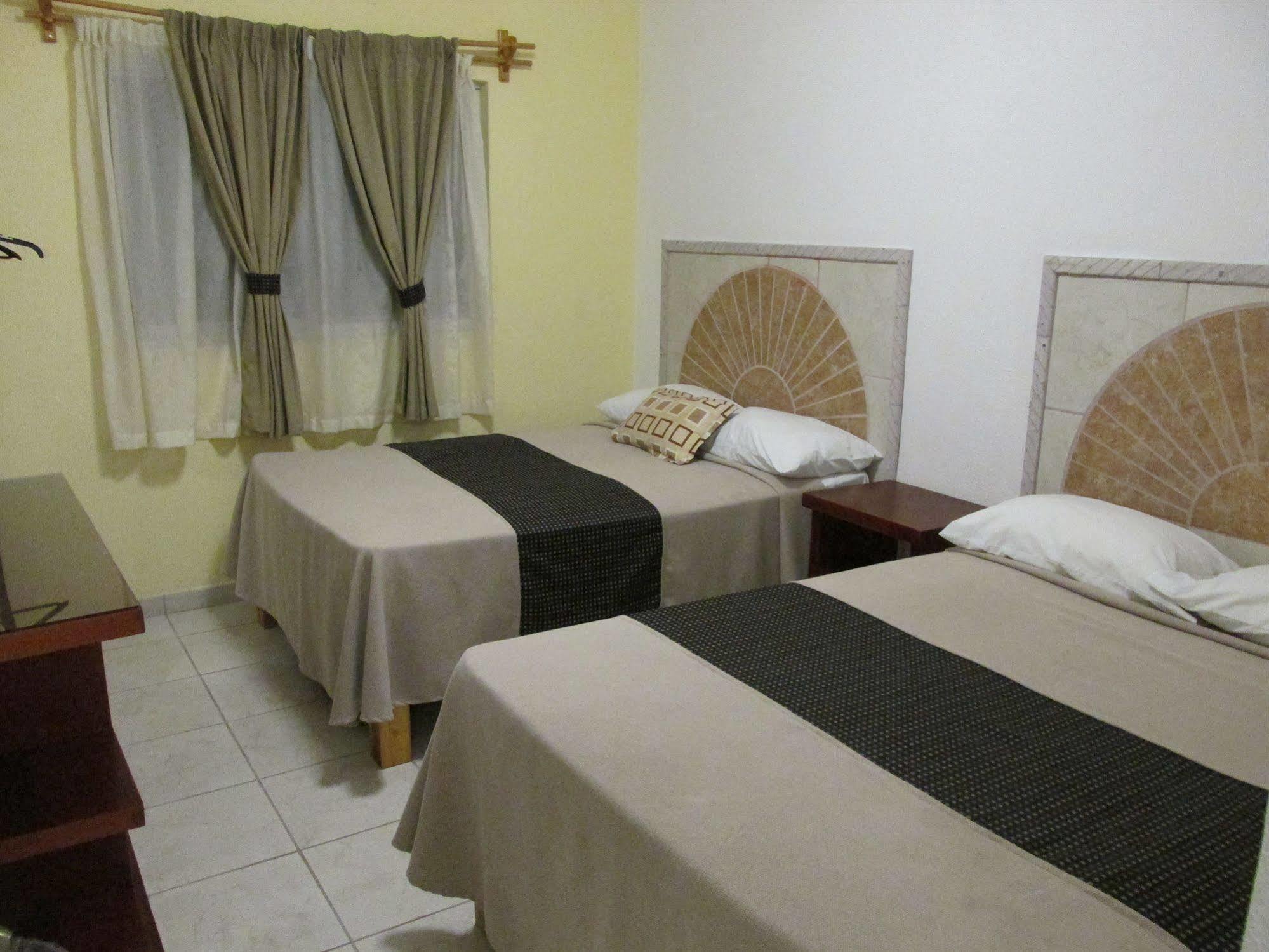Hotel Albatros Palace Manzanillo Eksteriør bilde